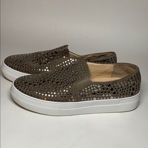 Vince Camuto Studded Walking Shoes Size 8M